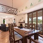 Schoenes Ferienhaus In Arta Mit Privatem Pool