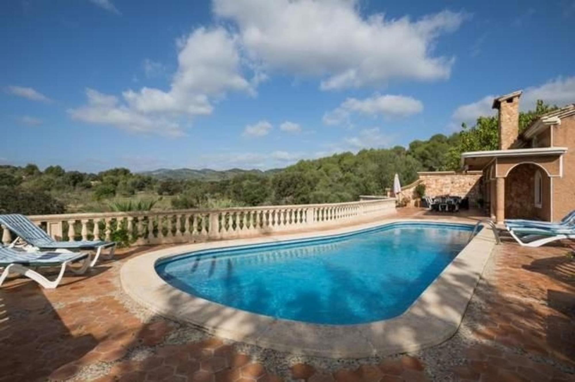 Schoenes In Mit Privatem Pool Ferienhaus